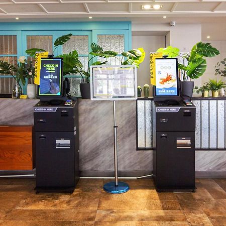 Check Inn Taichung Ziyou Экстерьер фото